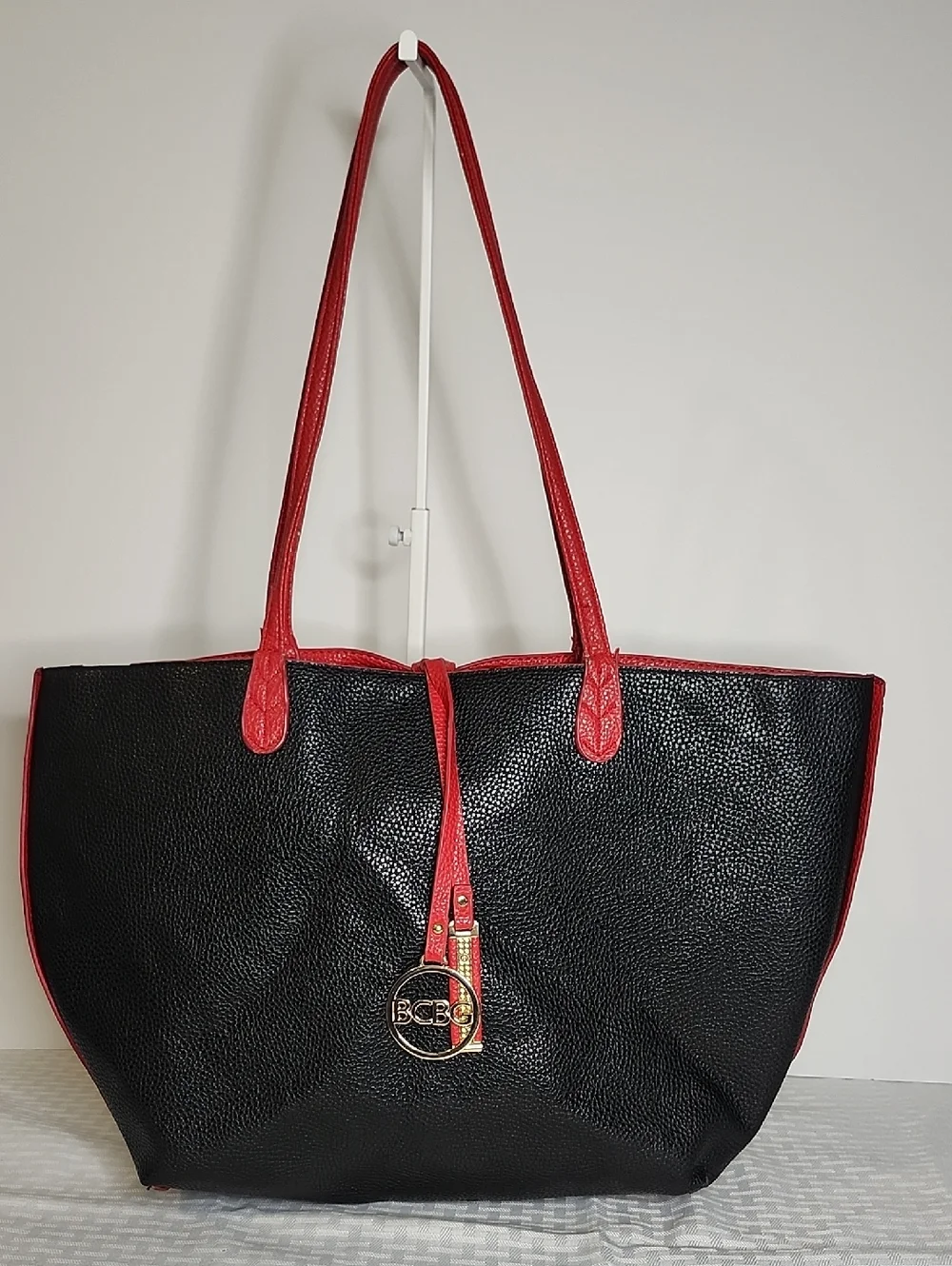 BCBG Paris Reversible Tote Shoulder Bag Black Red